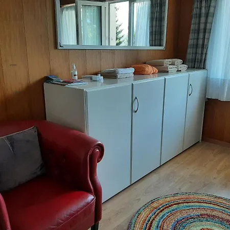 By Interlaken. Parking Apartamento