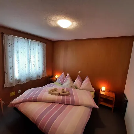 By Interlaken. Parking Apartamento